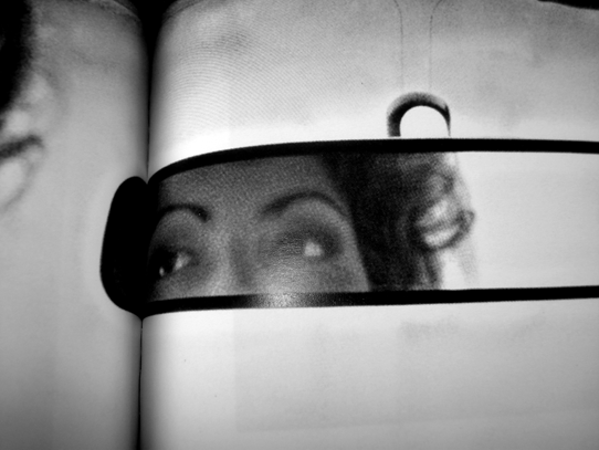 Mujer al espejo