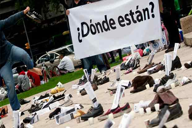 La sociedad mexicana está rota por las decenas de miles de desapariciones forzadas.
